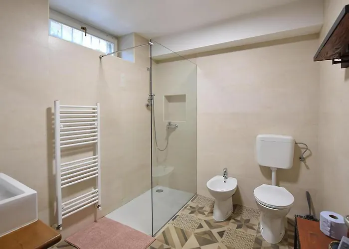 Stunning In Ferienhaus Poreč